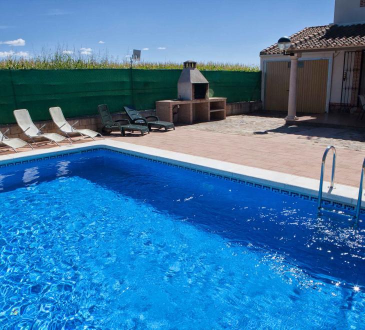 HORIAGUA IV Piscina y fachada